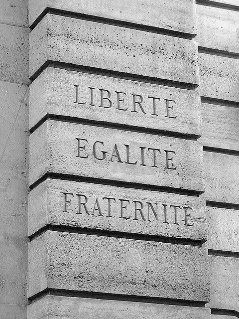 liberte ΜΕΓΑΛΗ ΓΥΝΑΙΚΕΙΑ ΤΕΚΤΟΝΙΚΗ ΣΤΟΑ ΤΗΣ ΕΛΛΑΔΟΣ - GRANDE LOGE MAÇONNIQUE FÉMININE DE GRÈCE - liberte